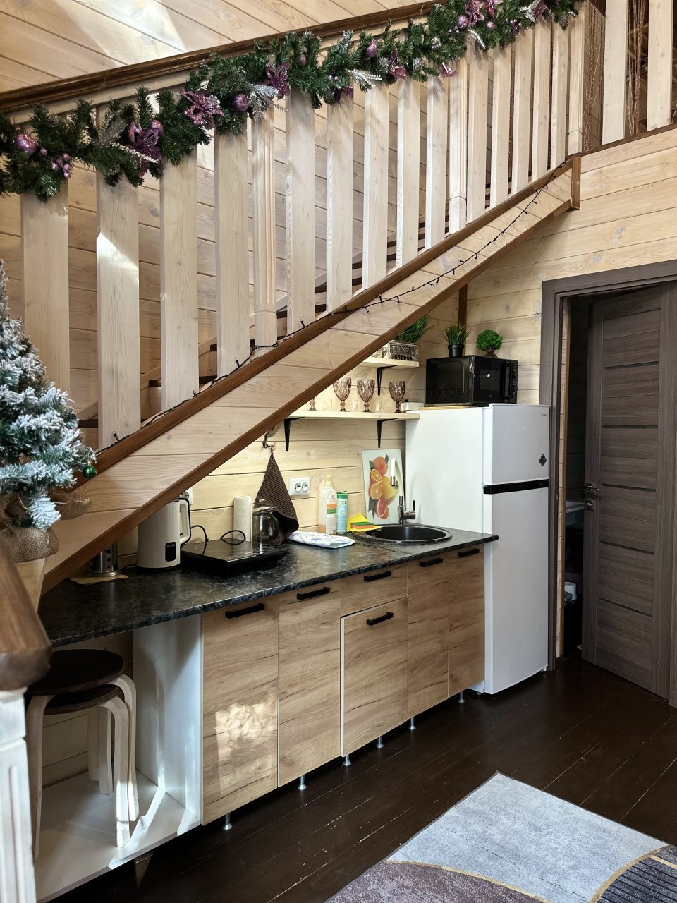 Дом (Барнхаус 2), База отдыха Дух леса