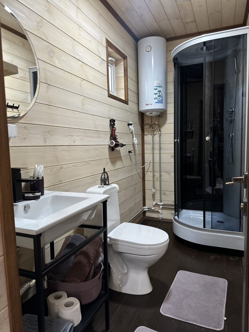 Дом (Барнхаус 2), База отдыха Дух леса