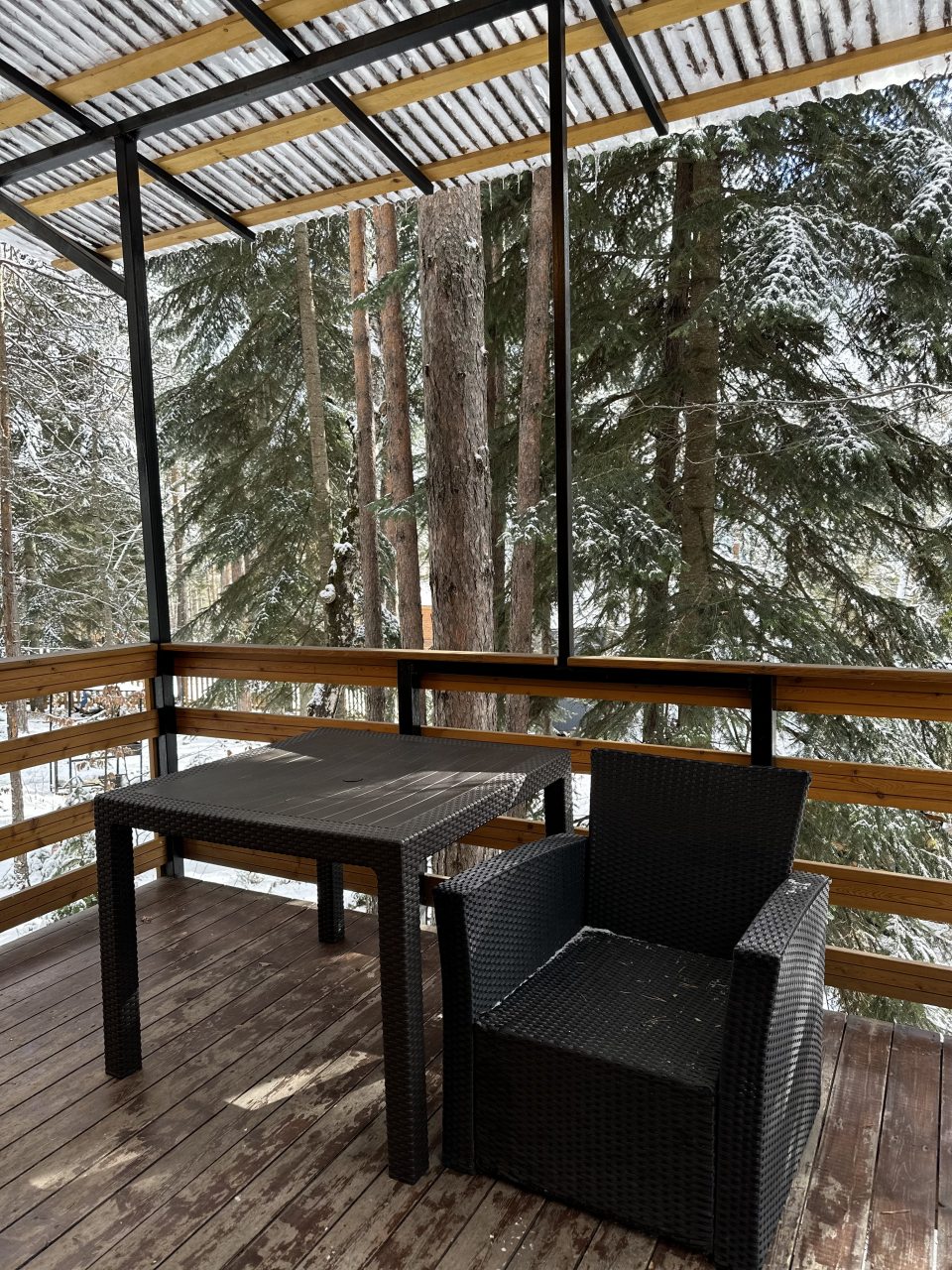 Дом (Барнхаус 2), База отдыха Дух леса