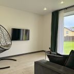 Апартаменты (Apart-Comfort на Радужной 24), Коттедж Apart-Comfort на Радужной 24