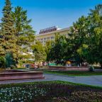 Поздний отъезд, Гостиница Красноярск