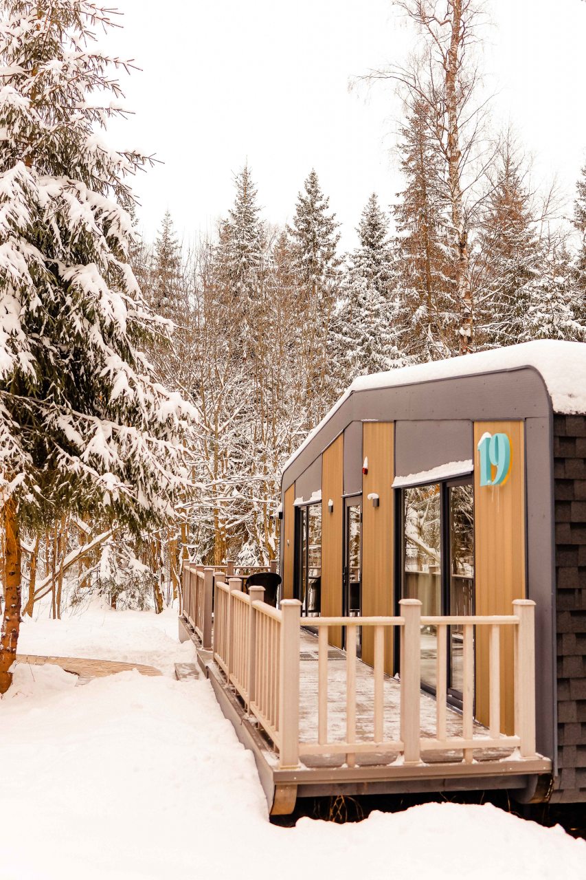 Дом (ОЗАРЕНИЕ), Лесной отель НЕШАЛАШИ