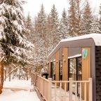 Дом (ОЗАРЕНИЕ), Лесной отель НЕШАЛАШИ