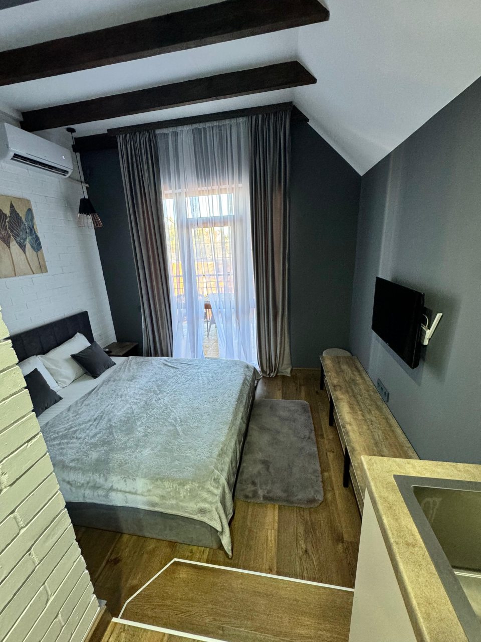 Студио (Номер 303. Studio), Центр загородного отдыха Огни Маяка