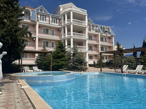 Гостевой дом Вилла Елена, Новофёдоровка, Крым