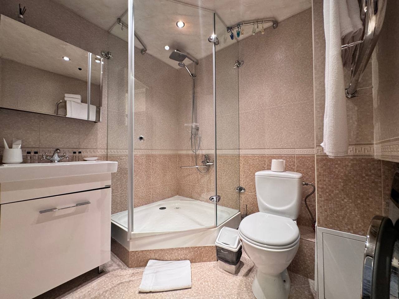 Апартаменты (39kvartir в центре Калининграда), Апартаменты 39kvartir на Буткова 14