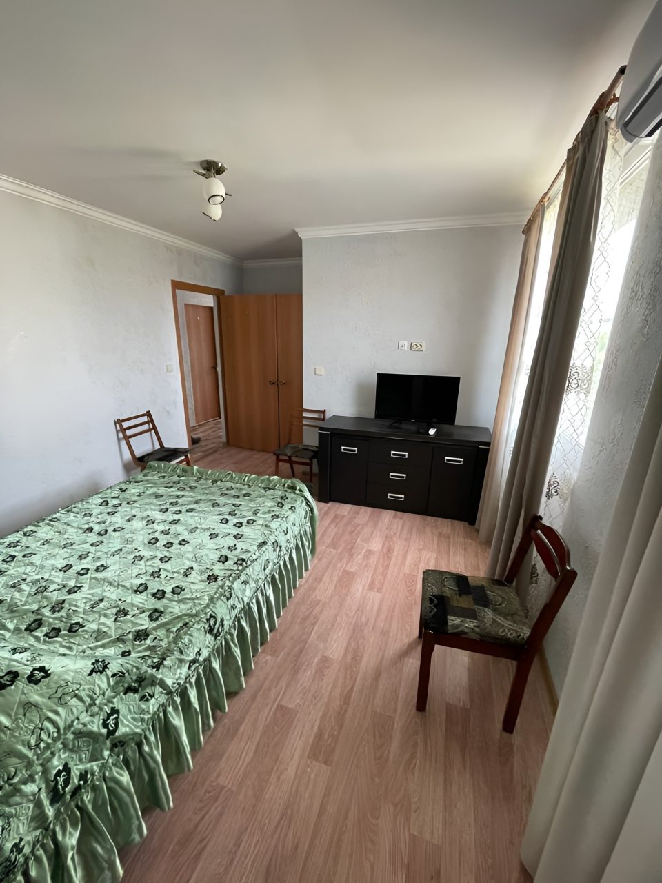 Четырехместный (Комфорт(№4) двухкомнатный с балконом), Гостевой дом Вишневка