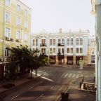 Трехместный (Посольский Люкс с балконом), Премиум Отель Пушкин