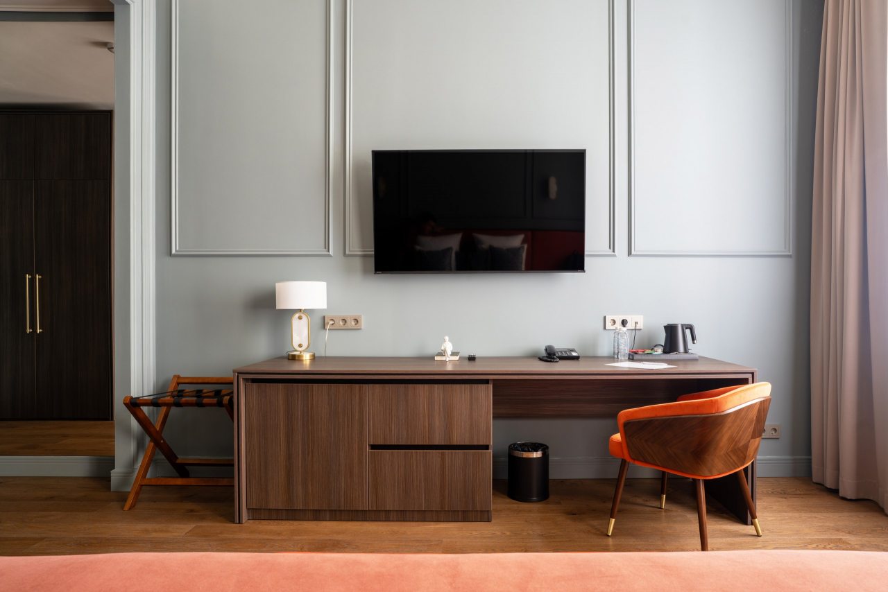 De Luxe (Делюкс), Премиум Отель Пушкин