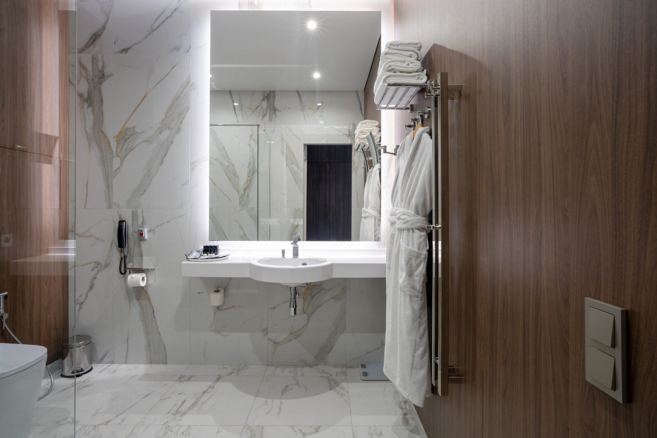 Трехместный (Посольский Люкс с балконом), Премиум Отель Пушкин