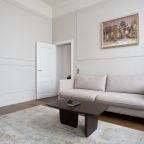 Трехместный (Посольский Люкс с балконом), Премиум Отель Пушкин