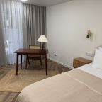 Апартаменты (На Невском проспекте с отдельной кухней-гостиной), Отель Mirum Hotel