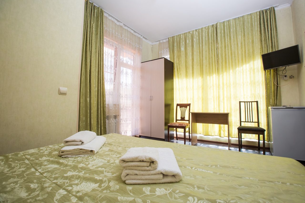 Двухместный (Двухместный номер стандарт с большой кроватью и балконом), Гостевой дом DREAM HOUSE