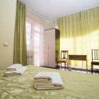 Двухместный (Двухместный номер стандарт с большой кроватью и балконом), Гостевой дом DREAM HOUSE