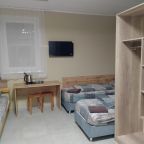 Четырехместный (Койко-место в общем смешанном номере), Отель Rooms