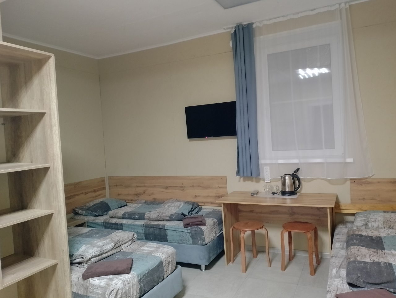 Четырехместный (Койко-место в общем смешанном номере), Отель Rooms