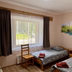 Номер (Комната в коттедже Чародеи 2 кровати без балкона), Отель Медвежка в Карелии