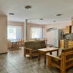 Номер (Комната в коттедже Чародеи 3 кровати без балкона), Отель Медвежка в Карелии