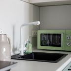 Трёхместный и более (Студия в 5-ти минутах от метро Свиблово и Ботанический сад), Апартаменты Happy People проезд Серебрякова 11к2