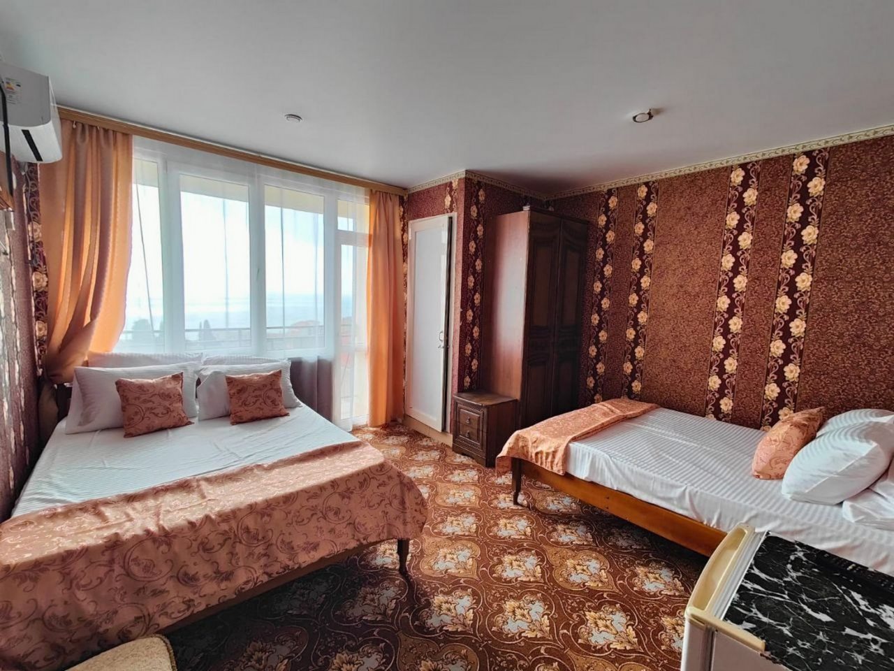 Трехместный (Стандарт с видом на море), Гостевой дом Араик