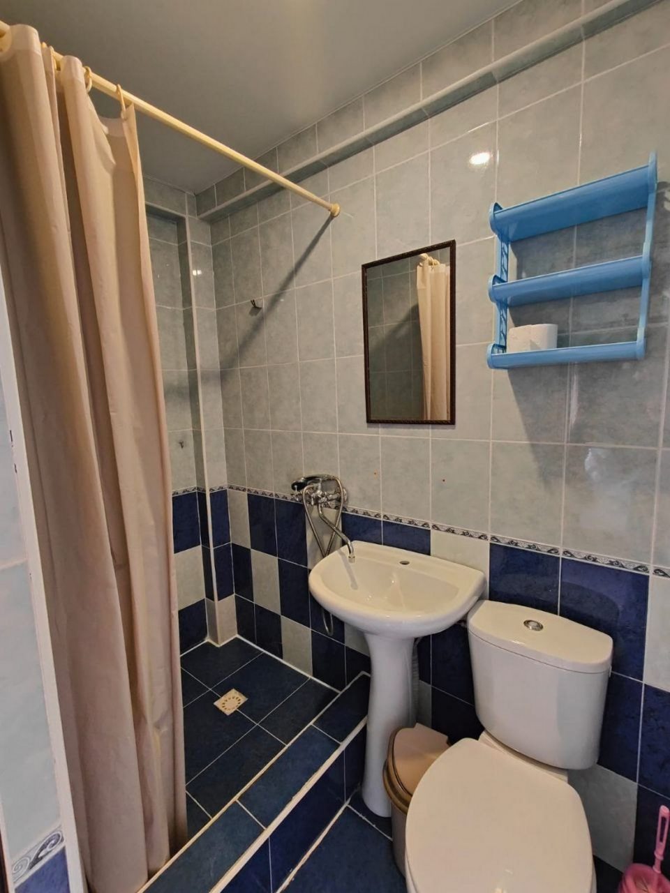 Трехместный (Стандарт с видом на горы), Гостевой дом Араик