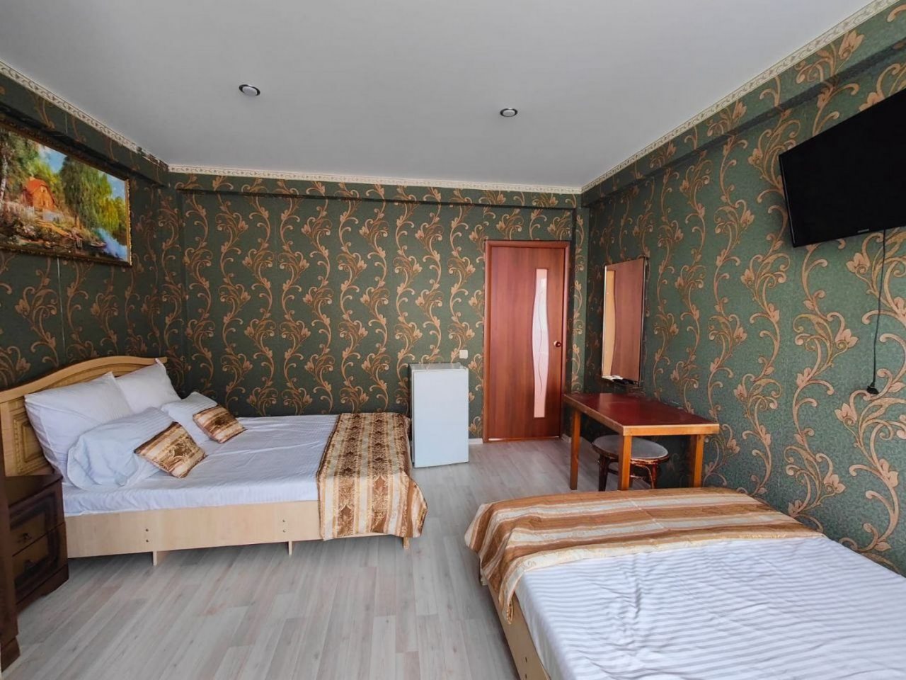 Четырехместный (Стандарт с видом на горы), Гостевой дом Араик