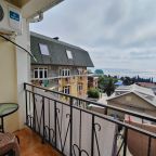 Четырехместный (Комфорт с видом на море), Гостевой дом Араик