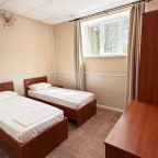 Двухместный (Бюджетный номер на цокольном этаже), Гостевой дом Море и Пальмы
