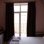 Двухместный (Стандарт двухместный с балконом), Гостевой дом Море и Пальмы