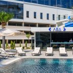 Открытый плавательный бассейн, Отель ZENITH Resort Hotel & SPA 5*