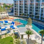 Открытый плавательный бассейн, Отель ZENITH Resort Hotel & SPA 5*