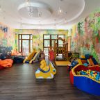 Детский клуб, Гостиница ВерескОтель