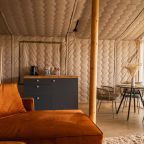 Дом (Лодж у озера с купелью), Глэмпинг Лембо