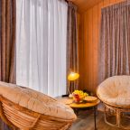 Дом (Лембо вилла у озера с купелью), Глэмпинг Лембо