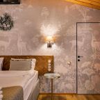 Дом (Лембо вилла у озера с купелью), Глэмпинг Лембо