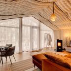 Дом (Лодж лесной с террасой и огромными панорамными окнами), Глэмпинг Лембо