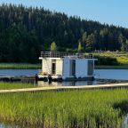 Коттедж (Хаусбот 40), Отель Гора