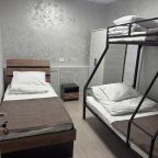 Трёхместный и более (Койко-место в трехместном номере), Хостел Люкс