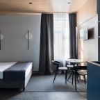 Студия с кухней трёхместная