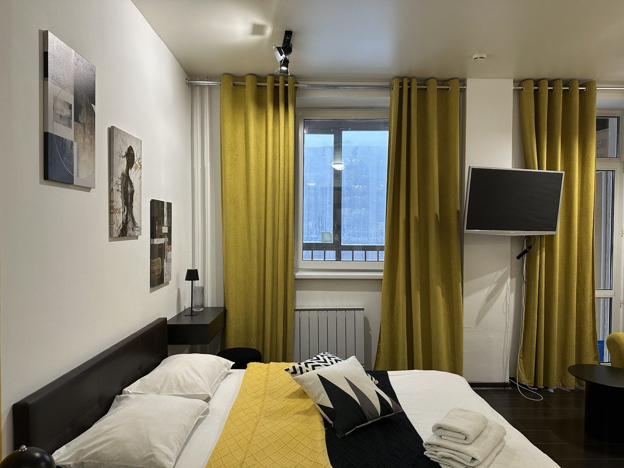 Апартаменты с балконом