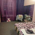 Двухкомнатный номер с двумя двуспальными кроватями