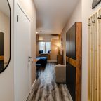 Апартаменты (Уютная студия рядом с Ботаническим садом), Апартаменты Zen Home (Гостиничная 5)