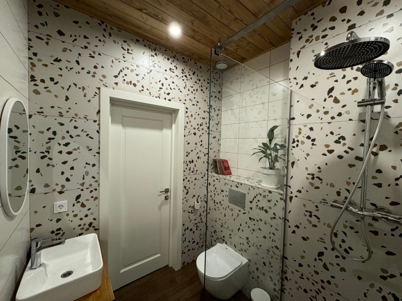 Дом (Дом Barney's House), Коттедж Barney’s House