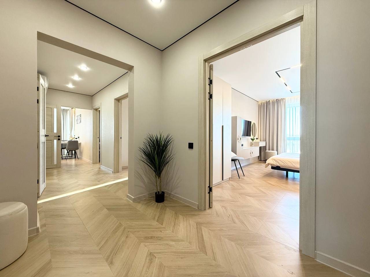 Апартаменты (Трёхкомнатные Анненки, 38к1), Апартаменты В Анненках