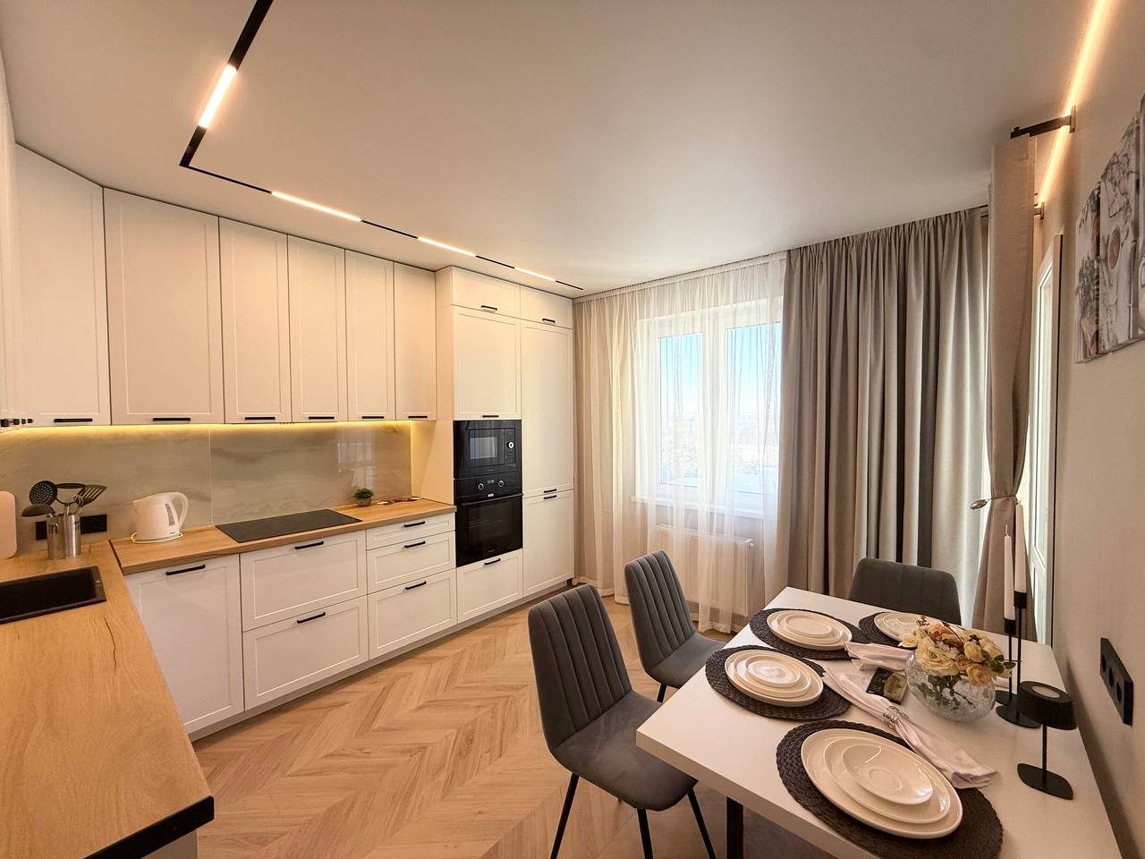 Апартаменты (Трёхкомнатные Анненки, 38к1), Апартаменты В Анненках