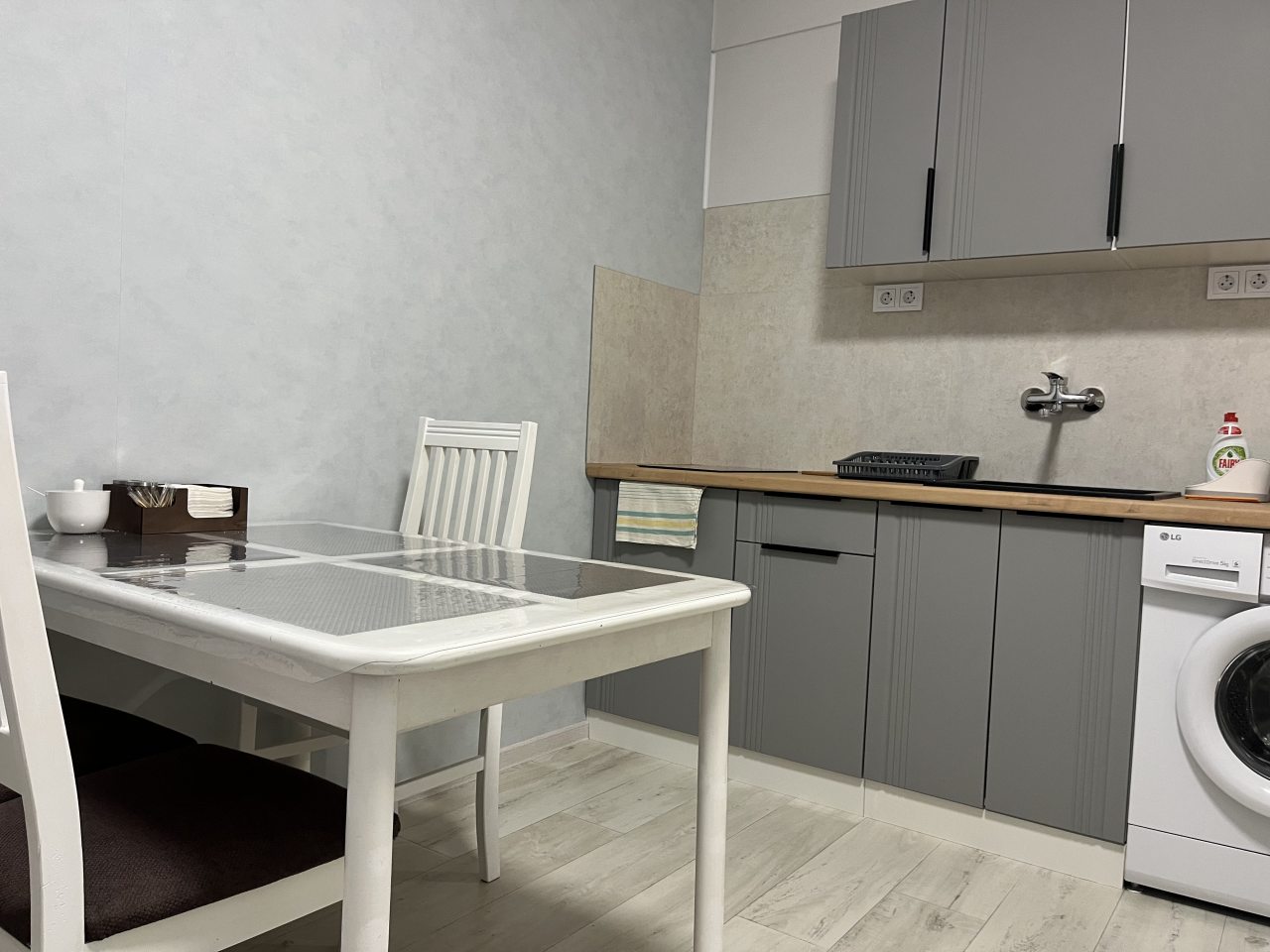 Трёхместный и более, Апартаменты Da Rent