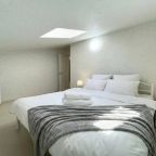Трёхместный и более (Трёхкомнатная квартира в центре, 23), Апартаменты В центре Калуги