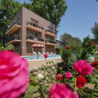 Бассейн с видом, Отель Южная Ночь