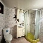 Апартаменты (На первом этаже), Гостевой дом ПАРАДИЗ
