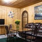 Коттедж (Двухкомнатный коттедж), База отдыха Усадьба Лебяжье